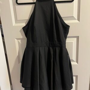 Lulus Black Keyhole Back Skater Dress size L